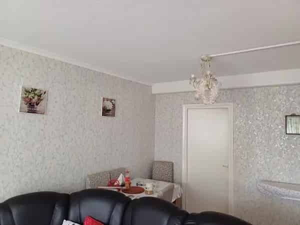 First Floor Flat Two Double Bedrooms Near Transport and Shops