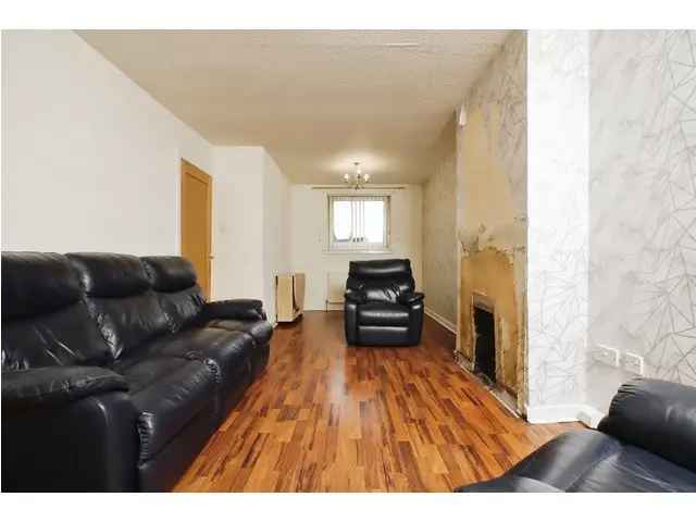 2 bedroom end-terraced house for sale