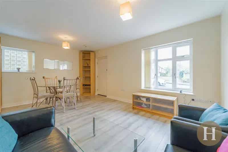 2 Bedroom Apartment House to Rent Harborne