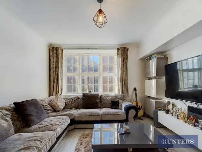 2 Bed Flat for Sale in York City Centre - Secure Parking