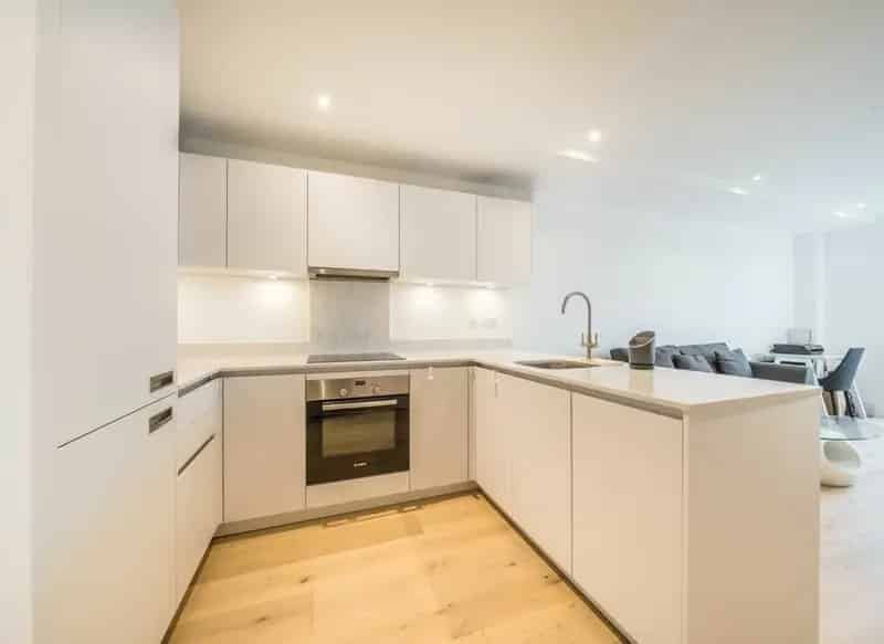 One Double Bedroom Home Near King's Cross