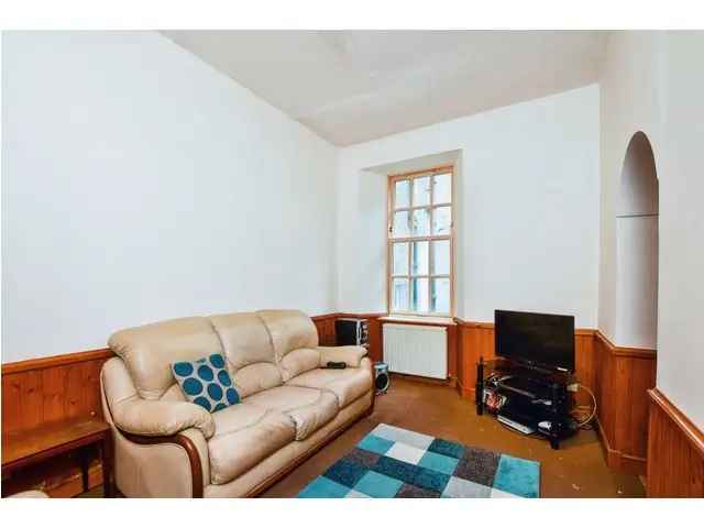 2 bedroom flat  for sale