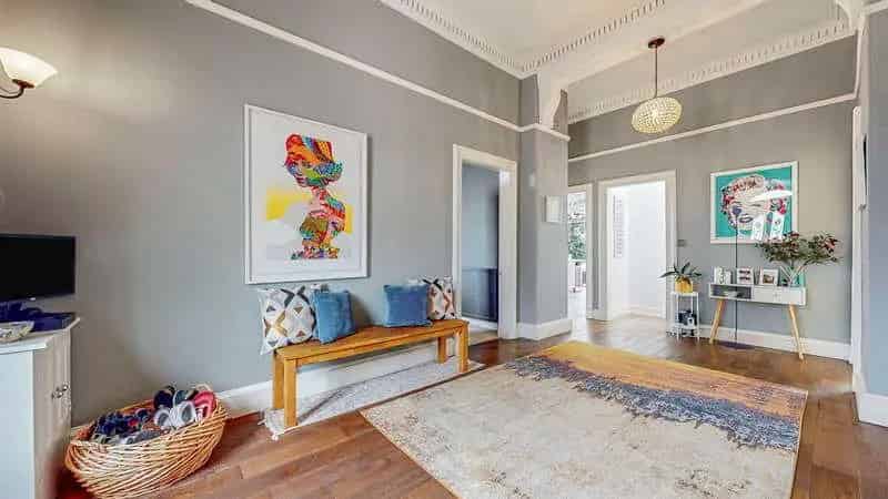 4 Bed Flat for Sale: Spacious Upper Duplex with Private Garden and Garage