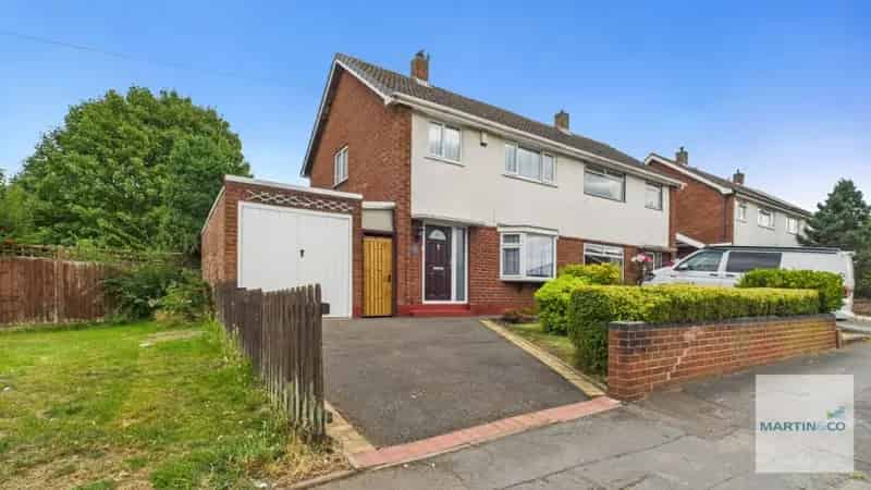 3 bedroom House
 For Sale