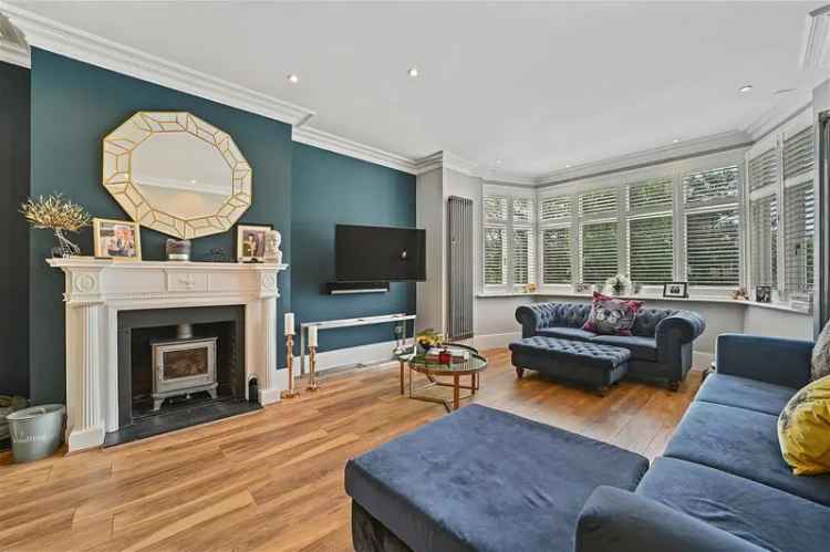 3 Bedroom Victorian Apartment Brentwood Detached Garage High Spec