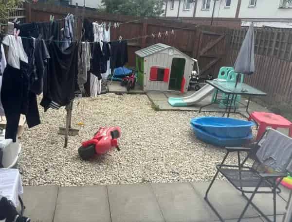 3 Bed Mid Terraced House with Parking