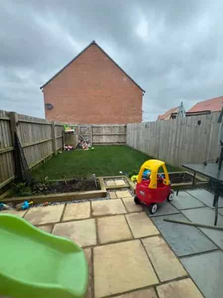 Sutton New Build Home Two Double Bedrooms Newly Renovated Garden