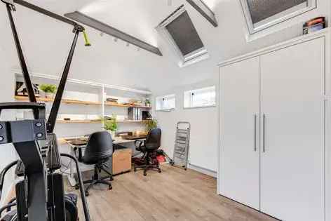 1 Room Flat 46 m² in London - Stylish Studio Apartment near White Hart Lane