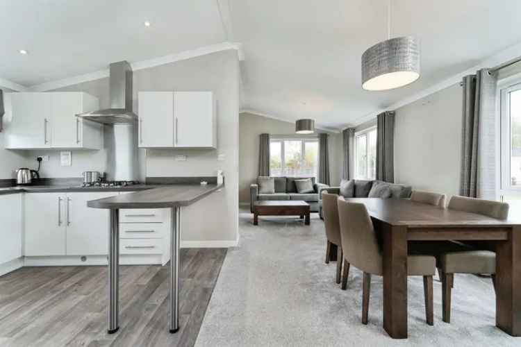 2 Bed Modern Home Near Cambridge  Furnished