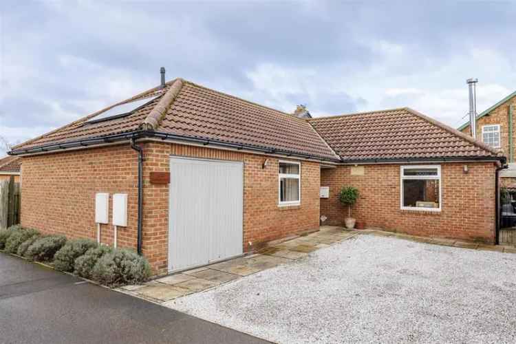 2 bedroom detached bungalow for sale