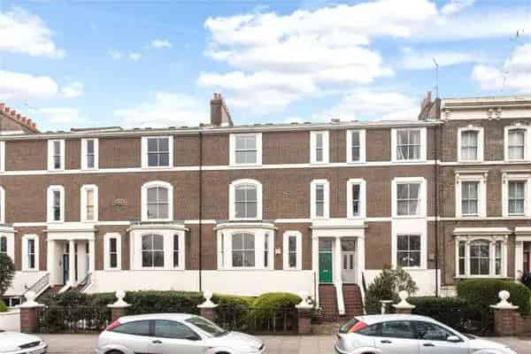 Lower Ground Floor Maisonette near Victoria Park - First Time Buyers