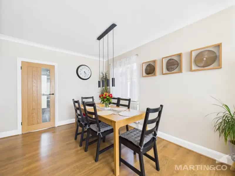 4 Bedroom Detached Bungalow For Sale