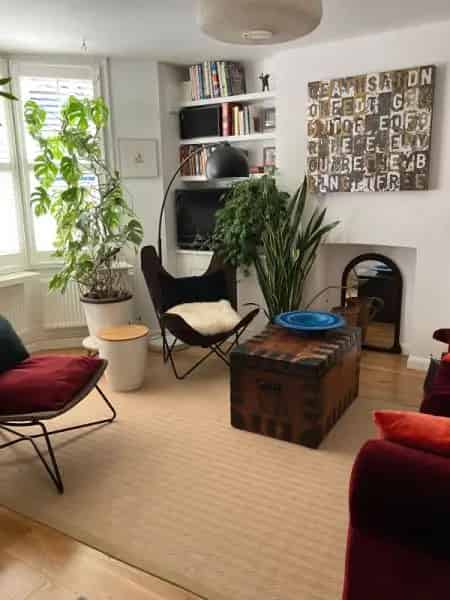 Spacious Solo Flat Garden Council Property