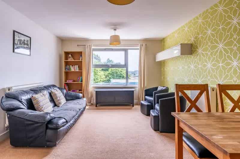 2 Bedroom Flat for Sale in Old Market Bristol