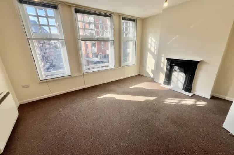 One Bedroom Apartment Regent Mews City Centre