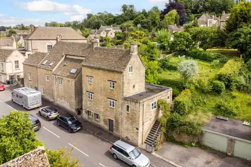 3 Bedroom House for Sale in Avening
