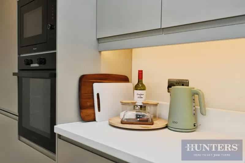 3 Bedroom House For Sale Greenlea Close Yeadon