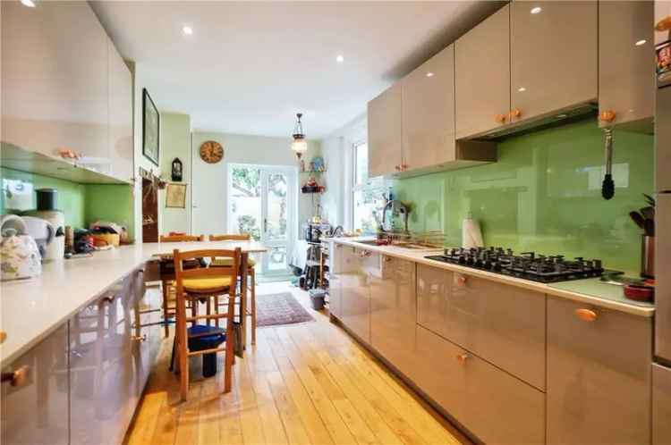 Beautiful Freehold House near Clapham Common