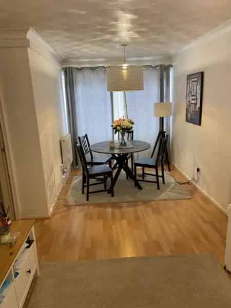 Flat For Rent , Weaverham, England