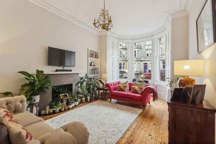 2 Bed Ground Floor Property Comely Bank Private Garden