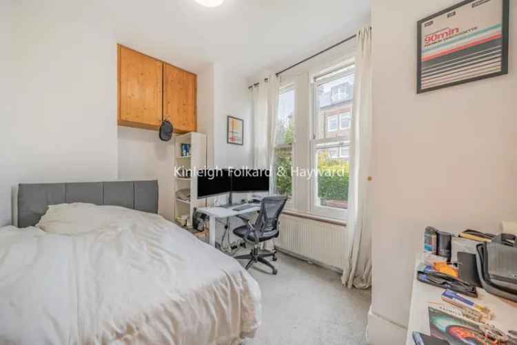 2 Bed Flat Tooting Broadway  Private Garden