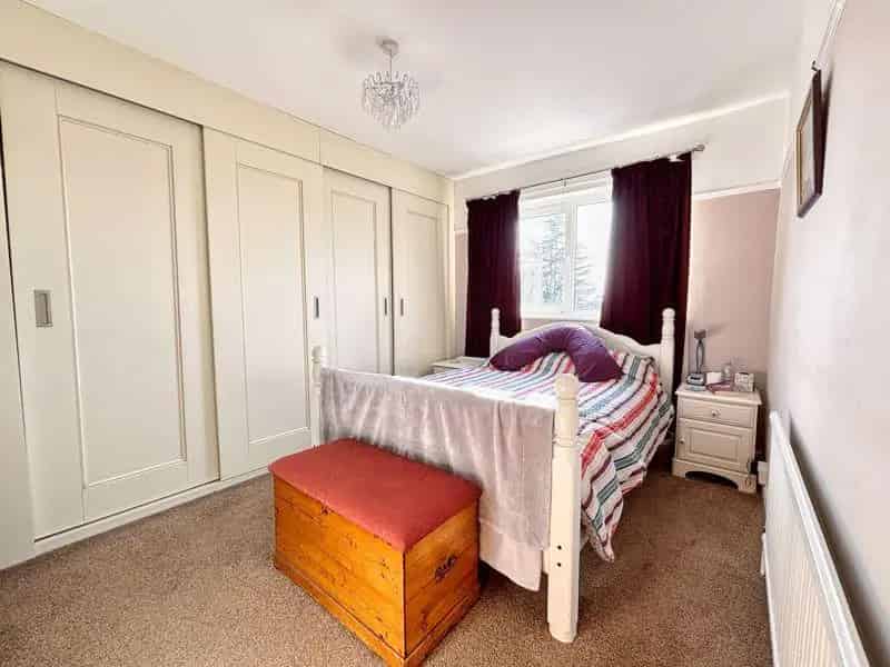 4 Bed 1930s House for Sale - Family Home