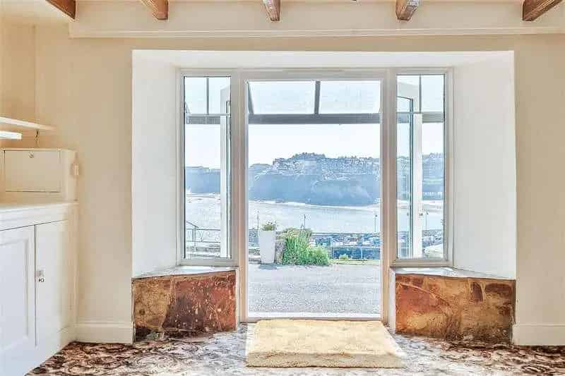 2 Bed Cottage for Sale Above Newquay Harbor
