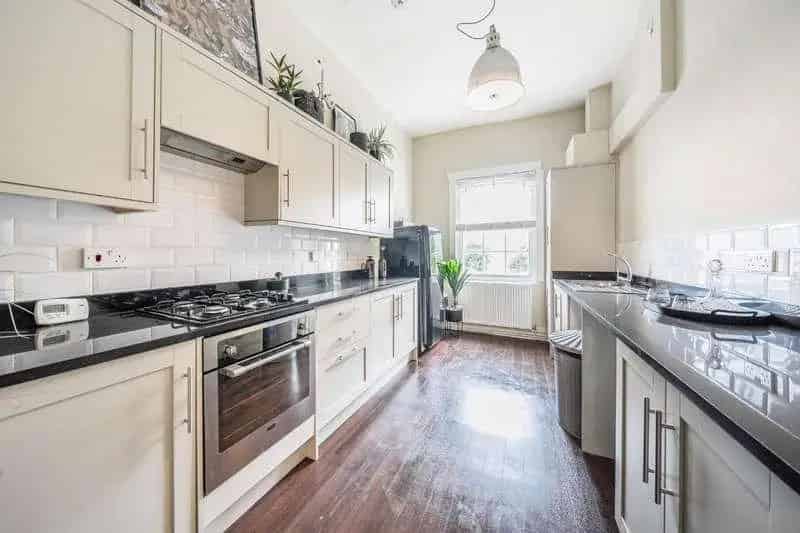 8 Bed Grade II Listed Georgian Home for Sale