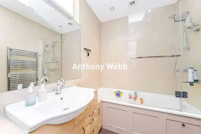 2 Bed Flat for Sale - Ground Floor Edwardian Conversion