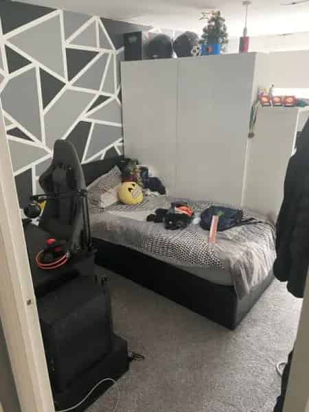 3 Double Bedroom Flat Wallington Surrey Parking Balcony Roof Garden