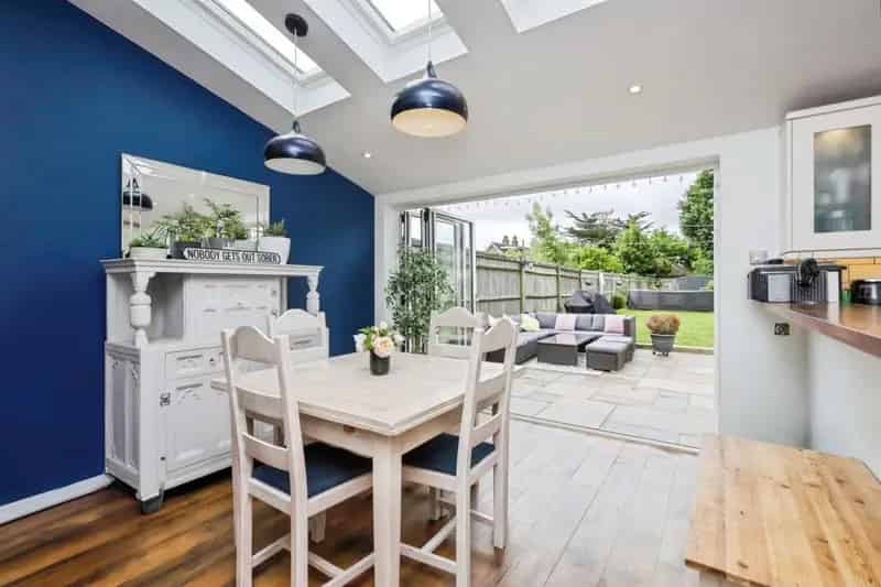 Exceptional Semi Detached Home in Lansdowne