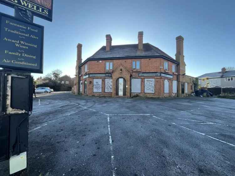 Worcester Park Public House For Sale or Lease