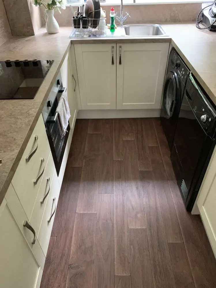 Lovely Flat with New Kitchen and Bathroom Close to Transport