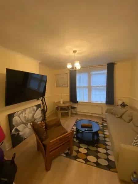 Flat For Rent , London, England