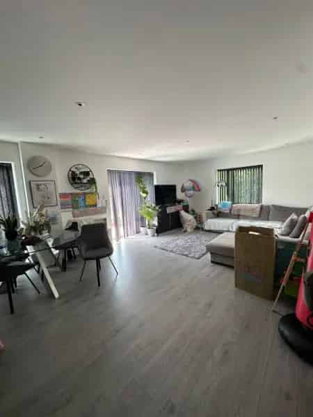 Spacious 2-Double Bed Apartment near Surbiton Berrylands