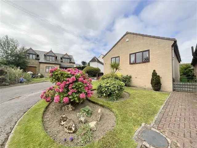 2 bedroom detached bungalow for sale