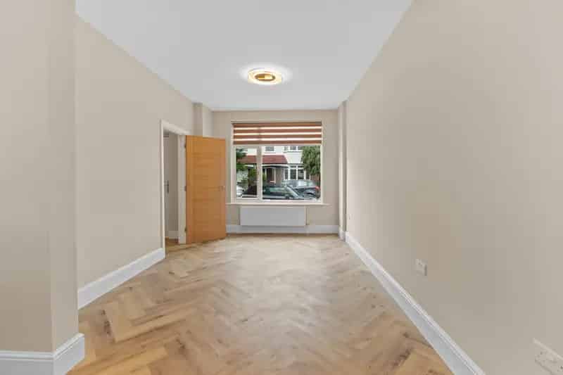 3 Bedroom Terraced House Richmond - Newly Refurbished