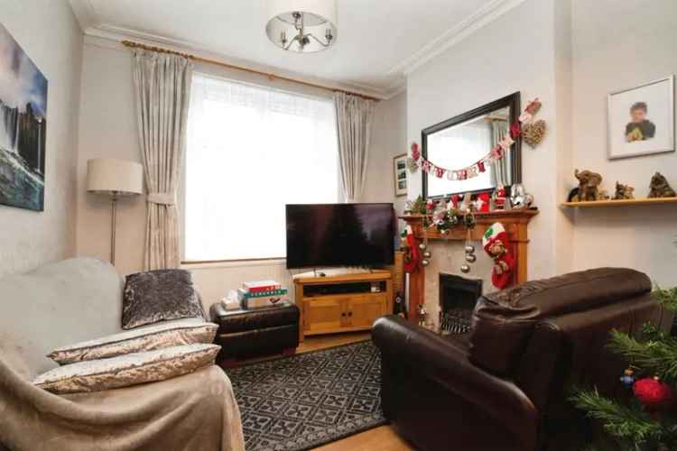 2 Bed Terraced House Roath Close to Amenities