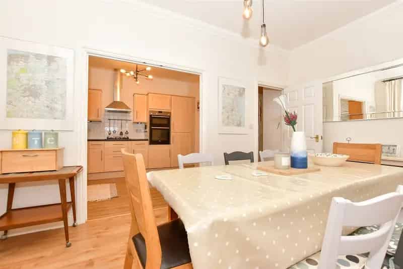 4 Bedroom Terraced House for Sale Near Beach