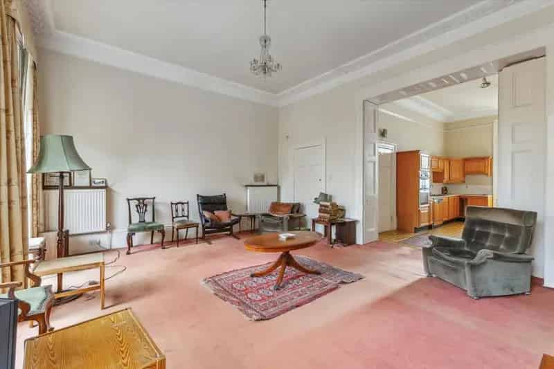 8 Bedroom Grade II Listed Townhouse Clifton Full Restoration Potential