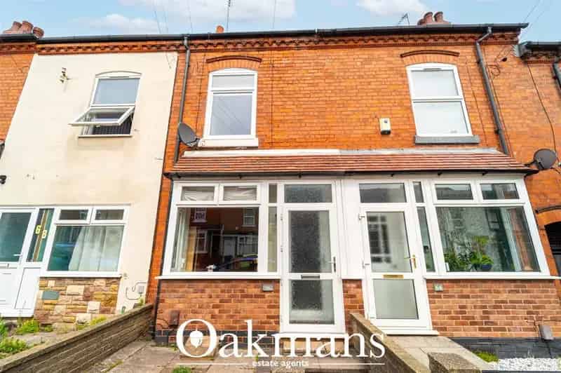 3 Bedroom Terraced House for Sale Full Service Offered