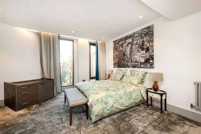 Luxury 2-Bed Apartment Victoria Street Westminster