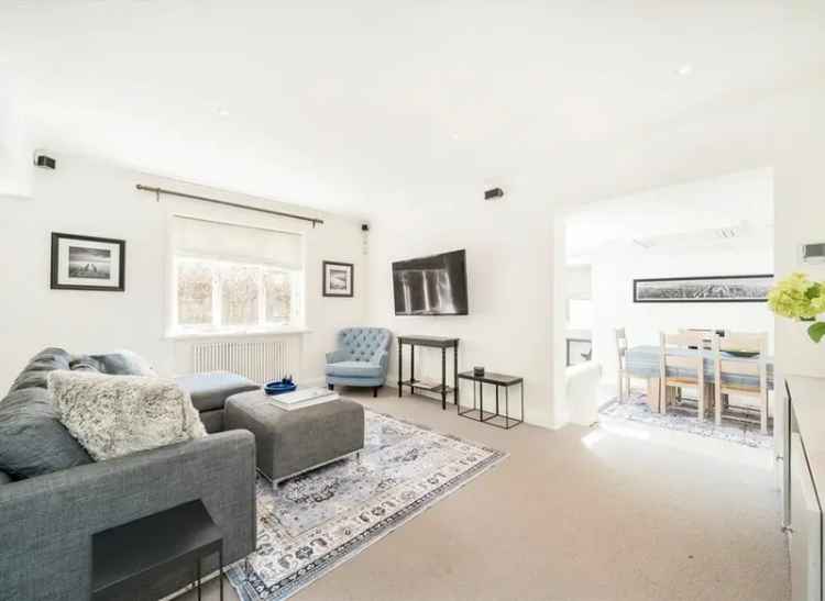 4 Bedroom Detached Cottage Barons Court