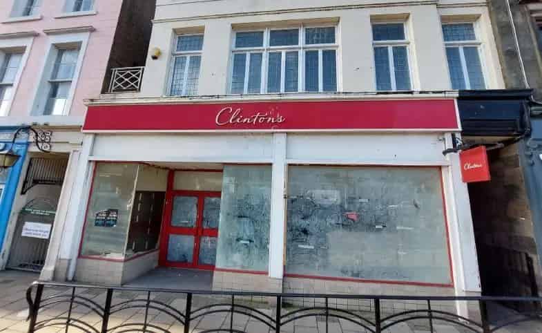 Ground and First Floor Retail Unit with Storage and Amenities