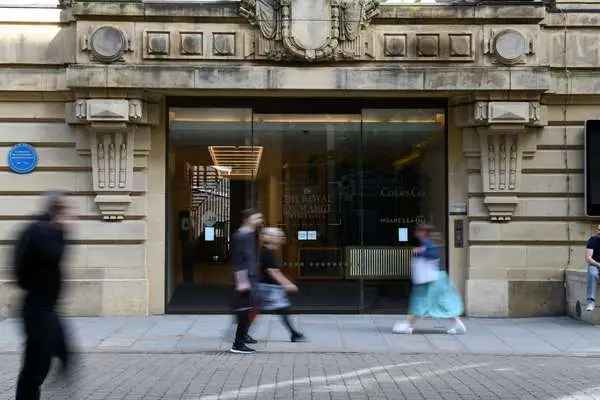 Royal Exchange Building, 13A Old Bank Street, Manchester, M2 7PE | Property to rent | Savills