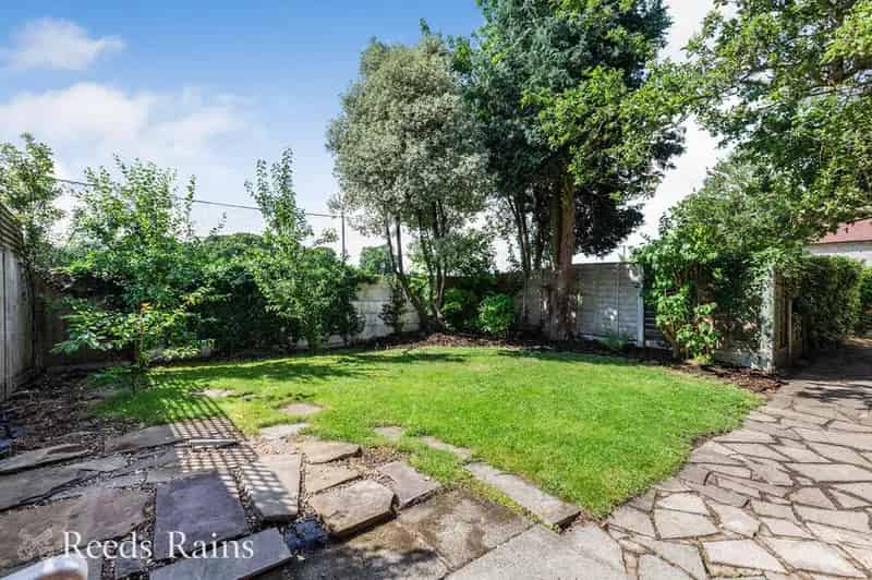3 bedroom Semi Detached House for sale, Leyland, Lancashire, PR25