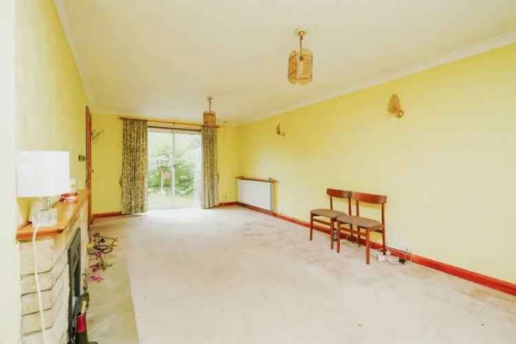 Three Bedroom Semi-Detached House Littlemore No Onward Chain