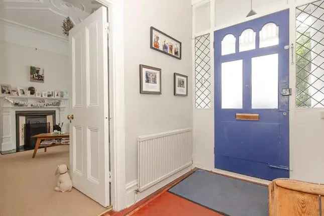 5 Bedroom Family Home East Finchley N2