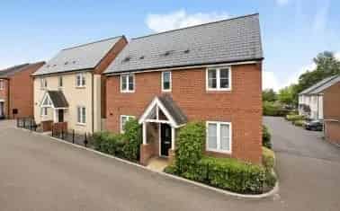 3 Bedroom Detached House Wellington Near Town Centre and M5