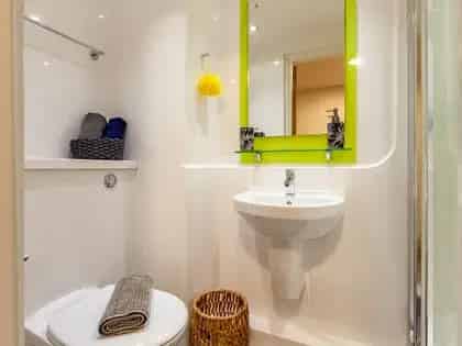 1 room room of 18 m² in Sheffield